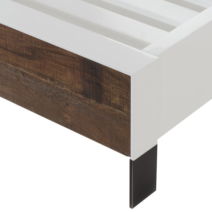 Natal Bed