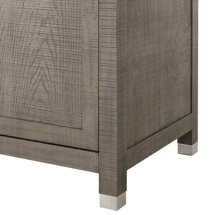 Ria Credenza