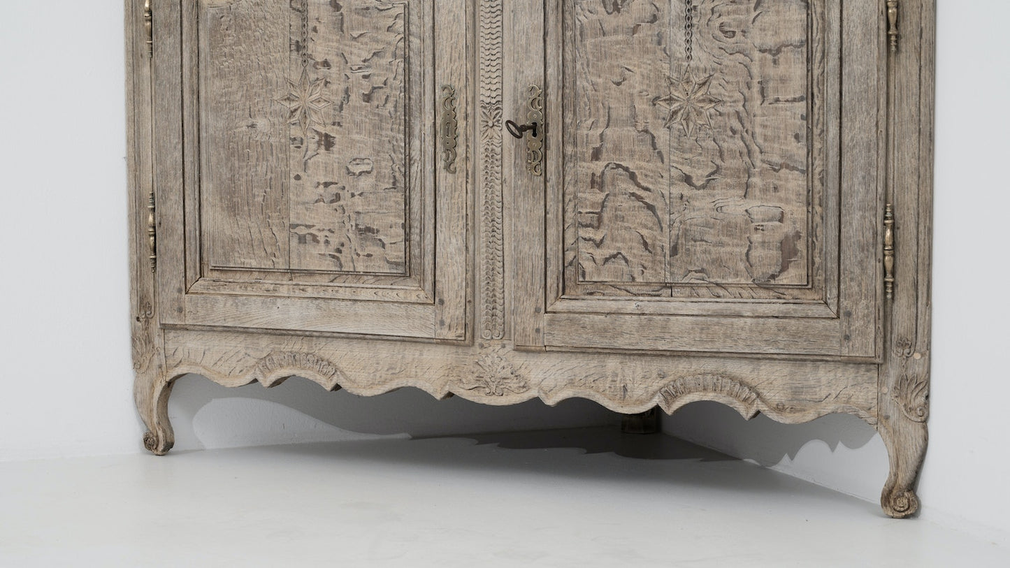 Oak Corner Cabinet